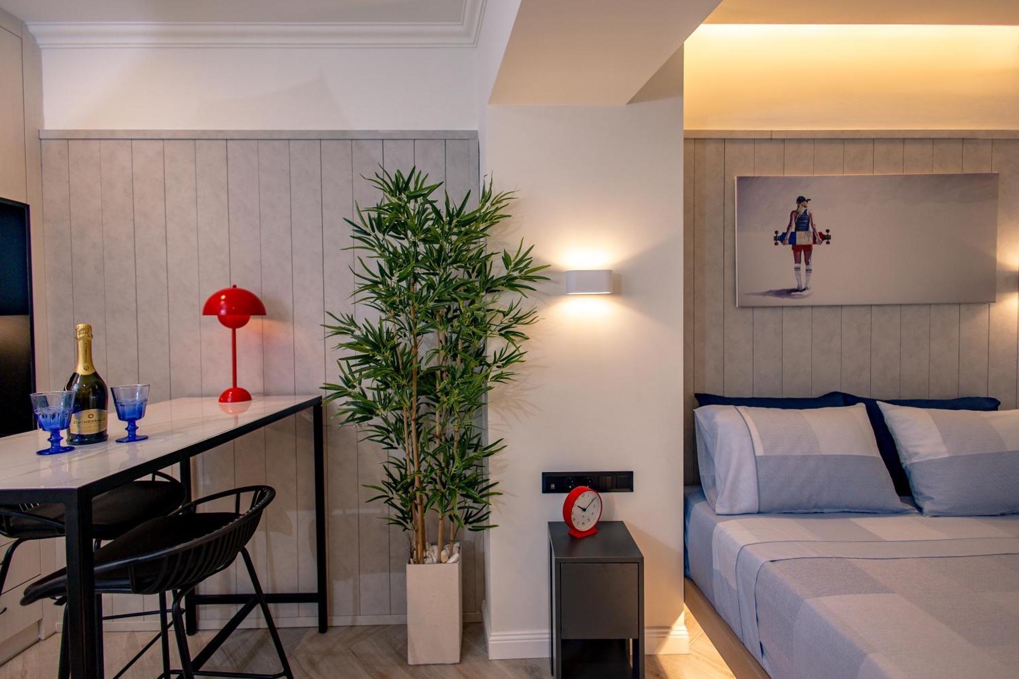 Aparthotel Triple A @ Trendy Psiri - Art & Nightlife Atenas Exterior foto